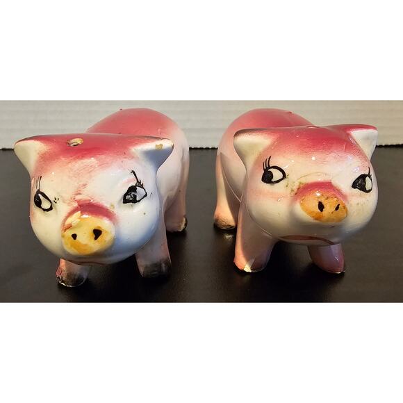 Vintage Ceramic Pig Salt and Pepper Shakers READ - Picture 1 of 15